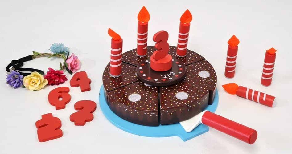 עוגת יום הולדת מעץ